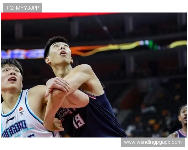 季后赛席位争夺愈演愈烈联盟格局震荡巨星表现引爆关注持续升温