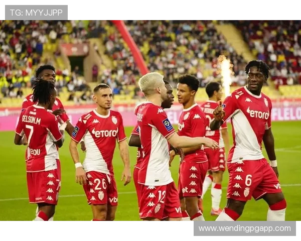 法甲最新积分榜揭晓各队排名变化与争冠形势解析